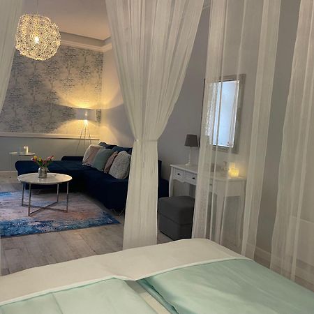 Syl Via Apartman Eger Exteriér fotografie