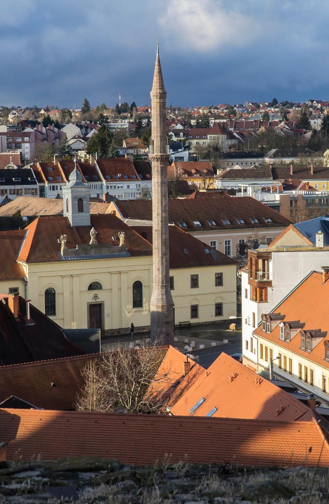 Syl Via Apartman Eger Exteriér fotografie